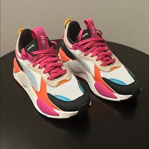 Puma Women’s RS-X Toys sneakers, Size 9